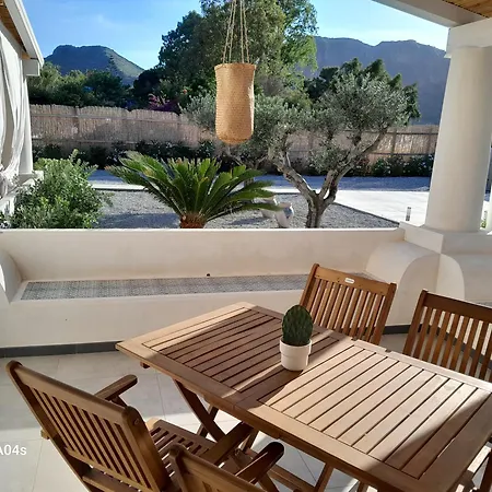 Дом отдыха Teia *